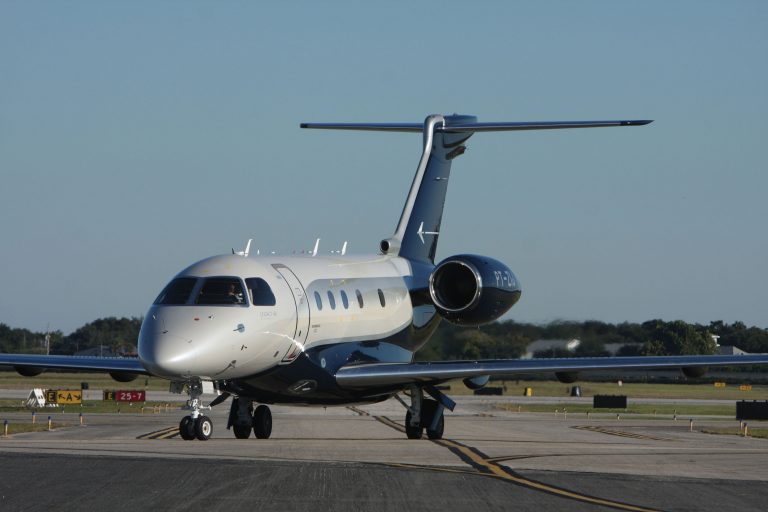 Embraer Legacy 450