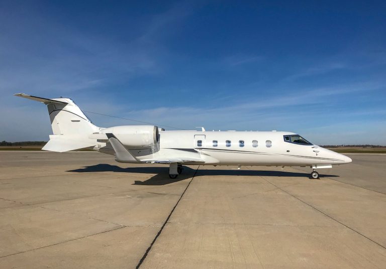 Learjet 60