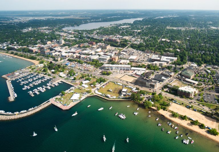 Private Jet Flights Traverse City