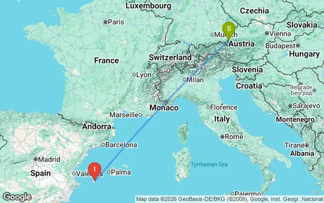 Flight path from Salzburg to Ibiza